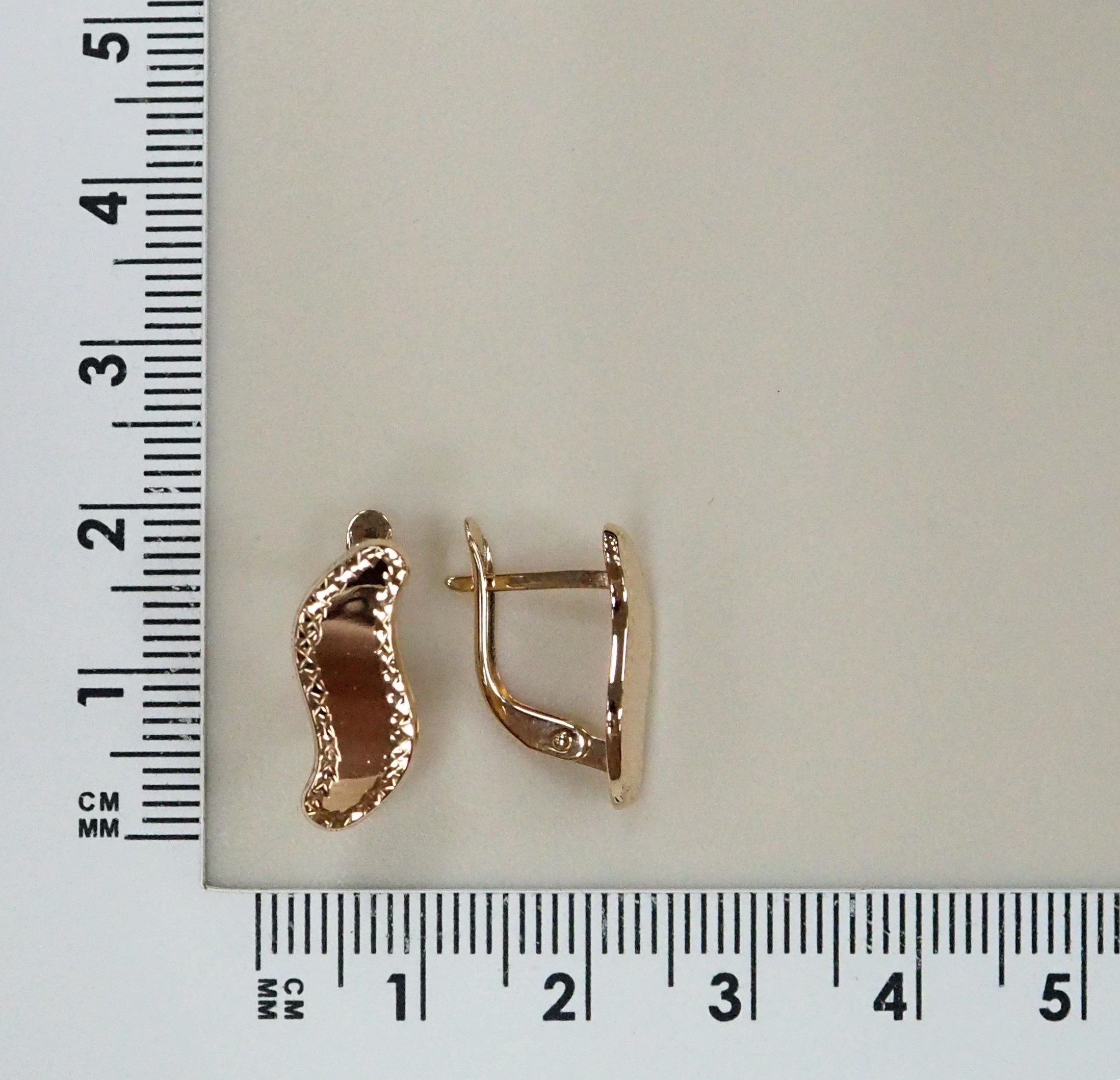 Серьги из золота
